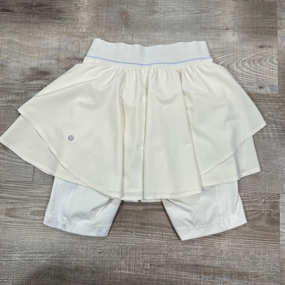 Lululemon White Court Rival High-Rise Skirt Skort Extended Liner Size 4 - Picture 5 of 9